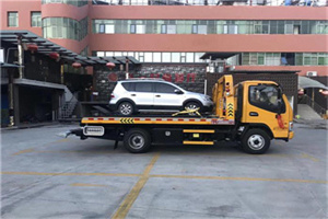 八里庄汽车紧急补胎换胎救援